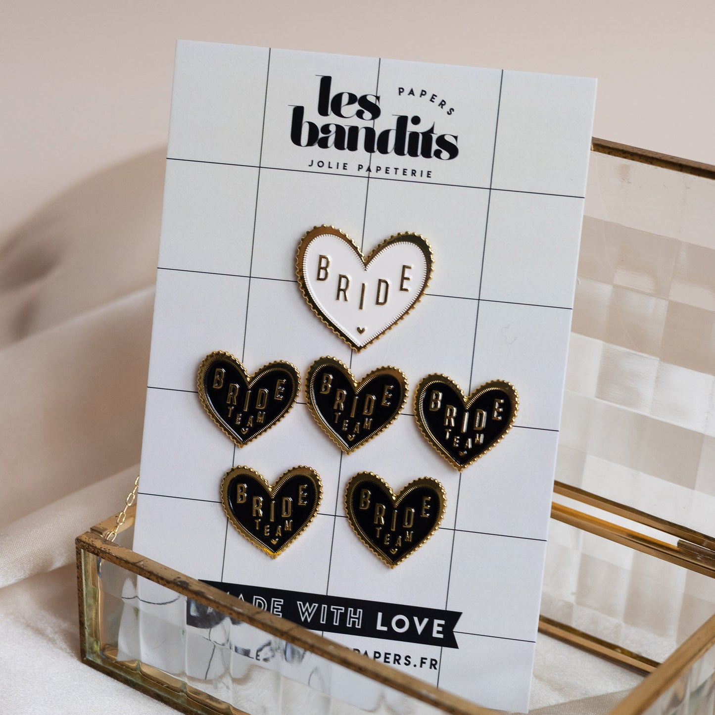 PACK PIN'S BRIDE & TEAM